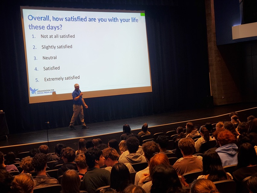 social media and mental health presentation at Juanita High School