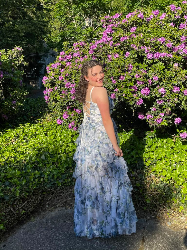Shoshanna's senior portrait